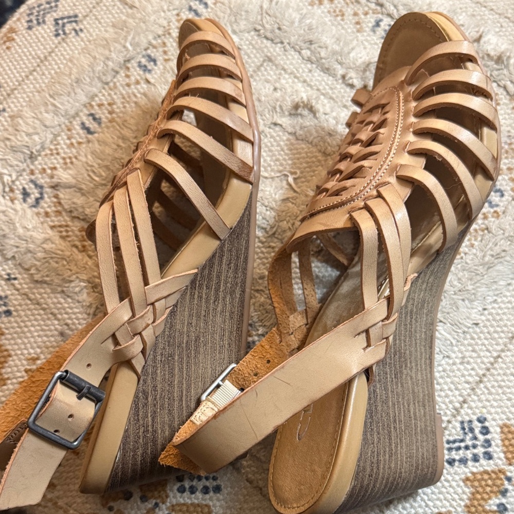 Chinese Laundry Women's  Huarache Wedge Sandals NWOT - Picture 6 of 12